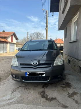 Toyota Corolla verso, снимка 1