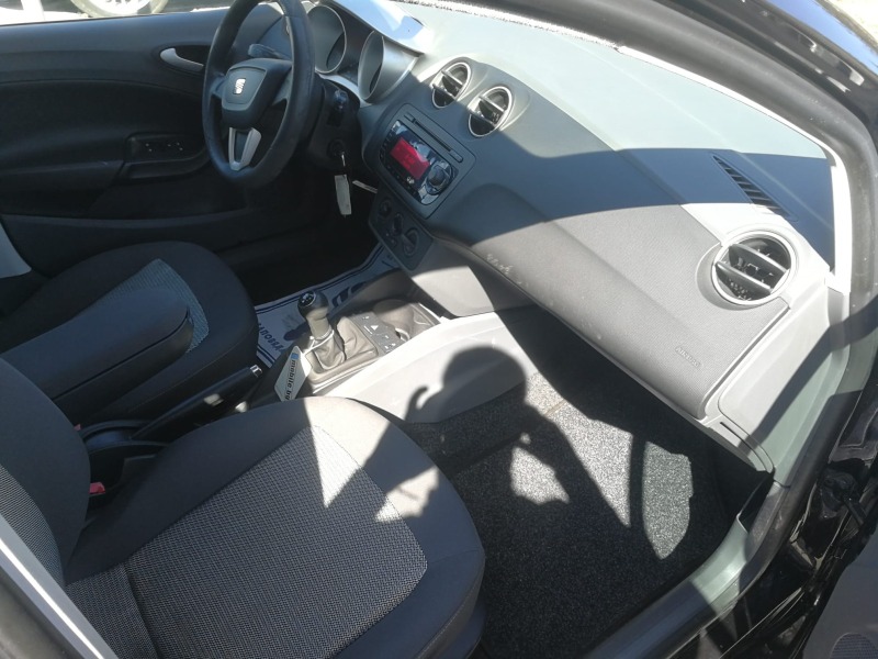 Seat Ibiza 1.6TDI 90к.с., снимка 9 - Автомобили и джипове - 44821416