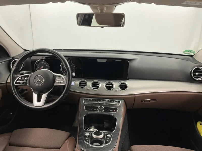 Mercedes-Benz E 300 DE Plug-In 9G tronic, снимка 6 - Автомобили и джипове - 47695008