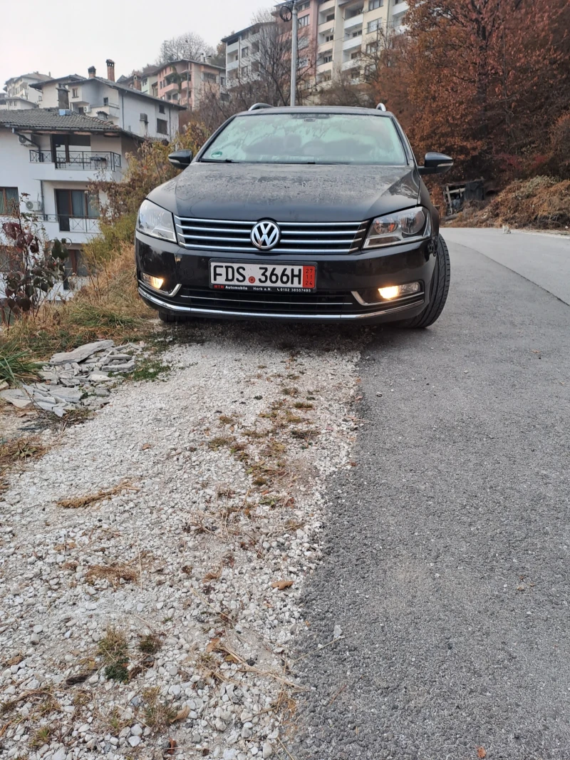 VW Passat, снимка 1 - Автомобили и джипове - 48160156