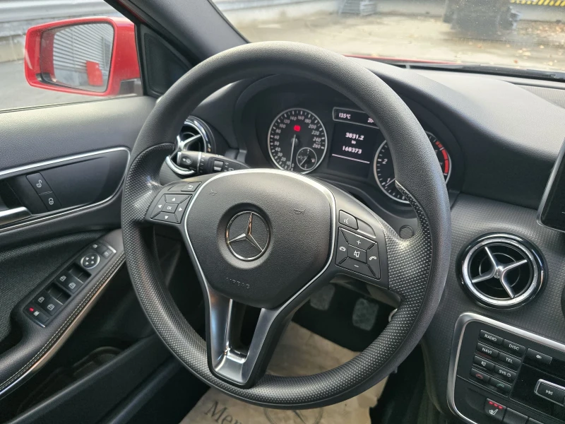 Mercedes-Benz A 180 AMG/NAVI/KAMERA/DISTRONIK/LED/XSENON/LIZING+ BARTE, снимка 14 - Автомобили и джипове - 48298526