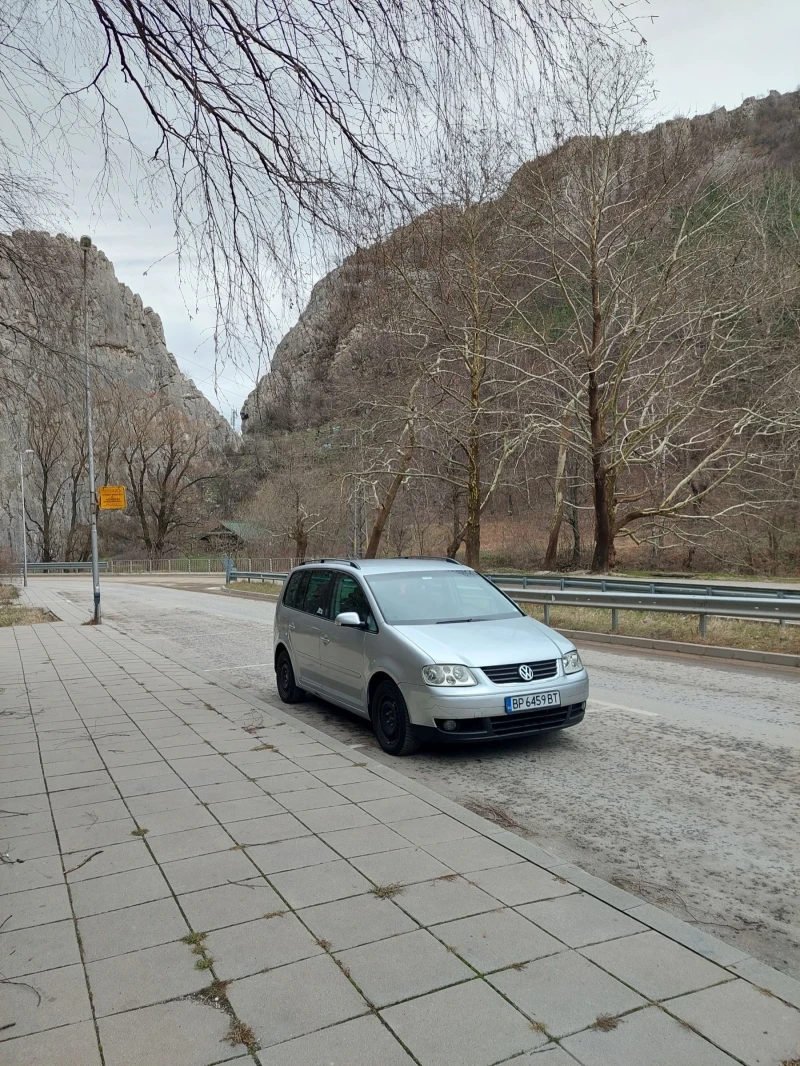 VW Touran, снимка 1 - Автомобили и джипове - 49199676