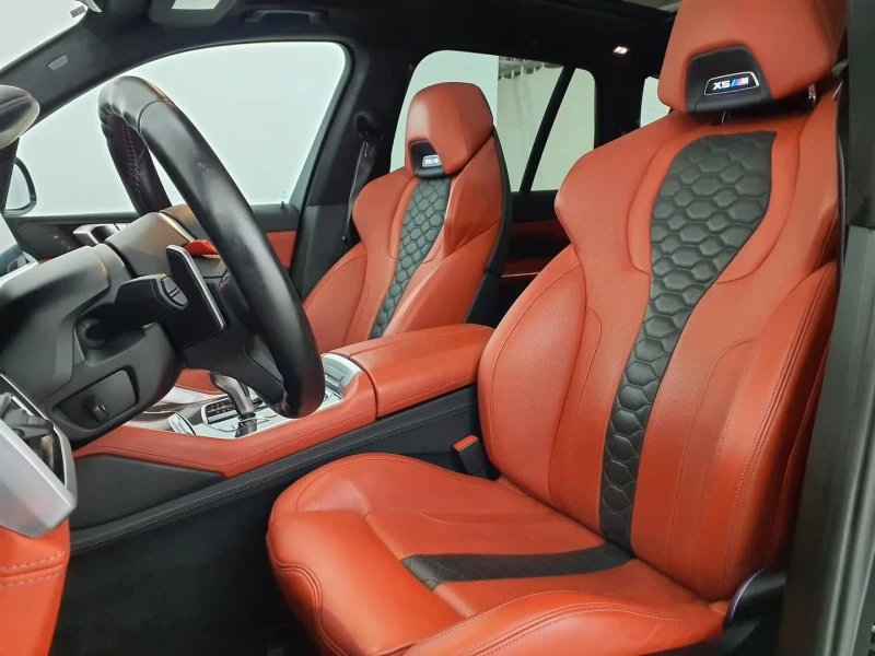BMW X5M COMP./625HP/S.CLOSE/HUD/PANO/360/MEMO/KLESS/705f, снимка 7 - Автомобили и джипове - 51607472