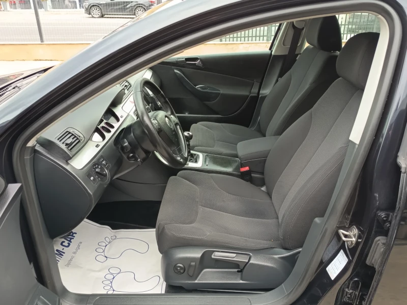 VW Passat 2.0tdi, снимка 8 - Автомобили и джипове - 52484861