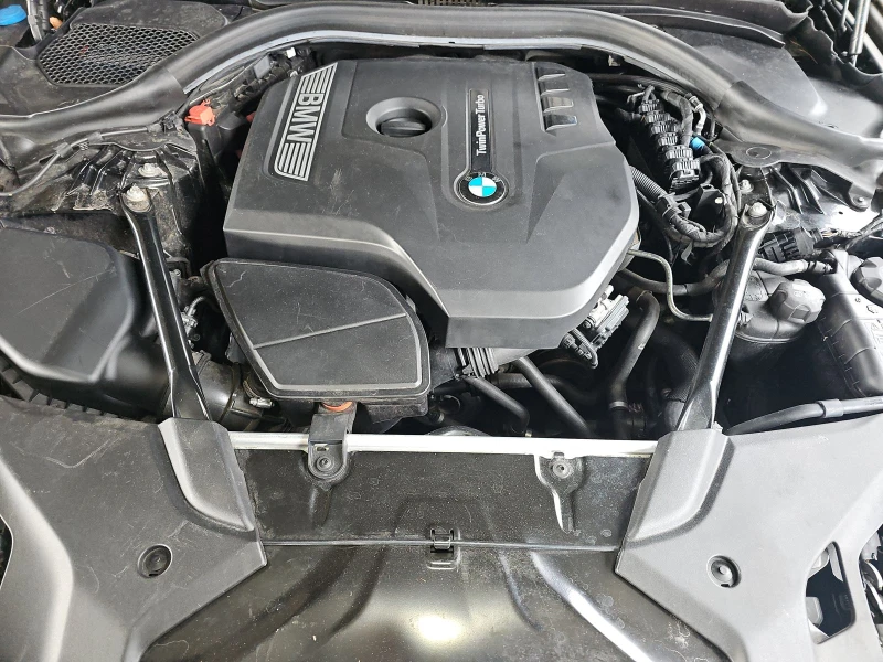 BMW 530 Xdrive, снимка 16 - Автомобили и джипове - 52565082