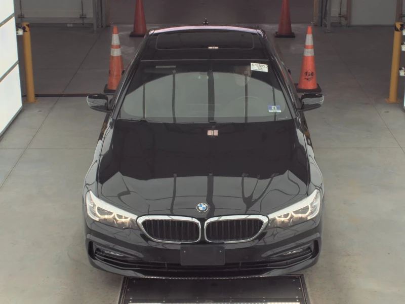 BMW 530 Xdrive, снимка 2 - Автомобили и джипове - 52565082