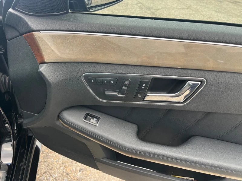 Mercedes-Benz E 350 4 Matic, газ, AMG пакет, снимка 11 - Автомобили и джипове - 52621978
