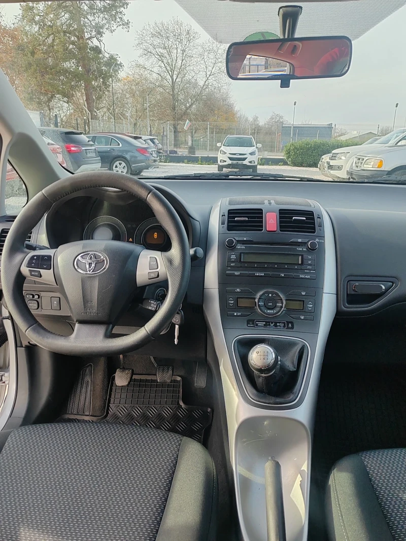 Toyota Auris 2.0, 127к.с., снимка 10 - Автомобили и джипове - 52631777