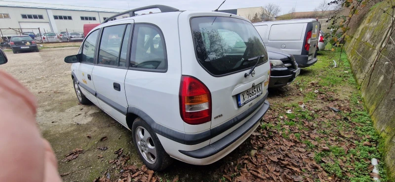 Opel Zafira, снимка 4 - Автомобили и джипове - 52706845