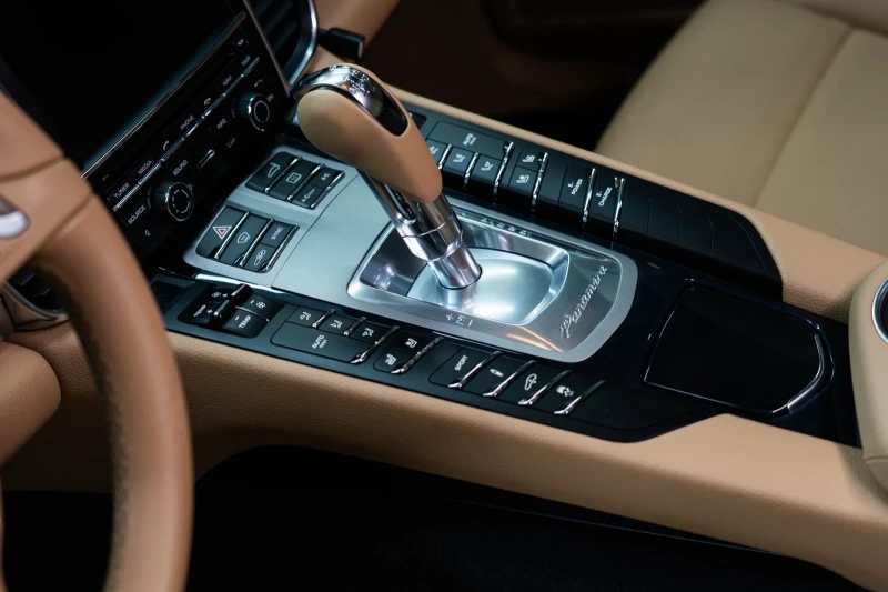 Porsche Panamera S E-Hybrid 86k km Facelift Air, снимка 5 - Автомобили и джипове - 52777746