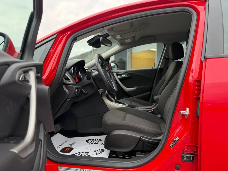 Opel Astra 1.6i АВТОМАТИК 58000км, снимка 9 - Автомобили и джипове - 53056588