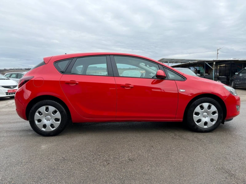 Opel Astra 1.6i АВТОМАТИК 58000км, снимка 7 - Автомобили и джипове - 53056588