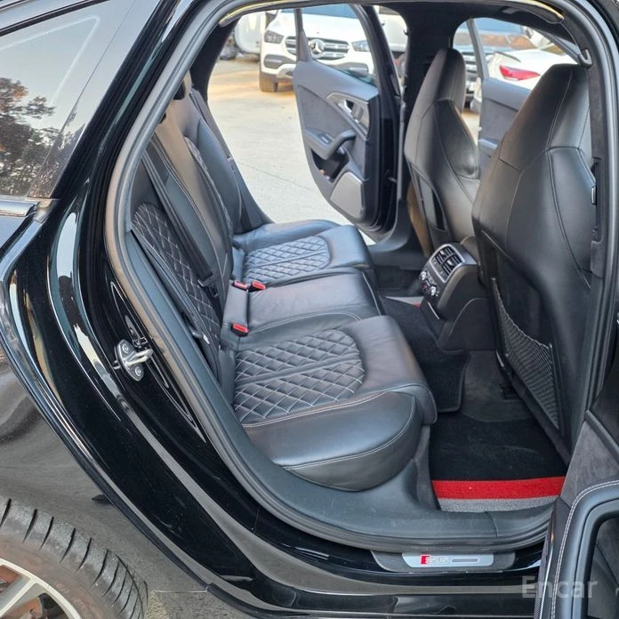 Audi S6 DISTRONIC* BANG & OLUFSEN* HEAD-UP* 360 CAM* , снимка 14 - Автомобили и джипове - 53851101