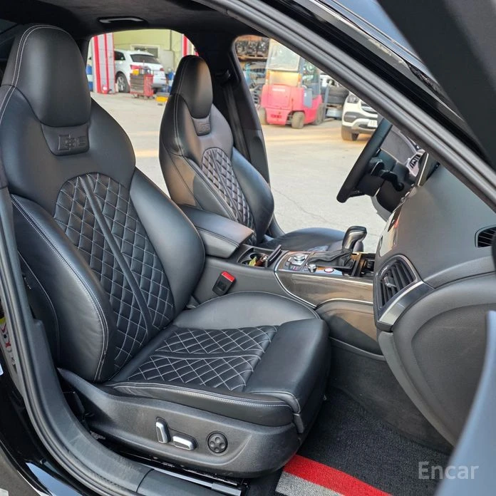 Audi S6 DISTRONIC* BANG & OLUFSEN* HEAD-UP* 360 CAM* , снимка 9 - Автомобили и джипове - 53851101