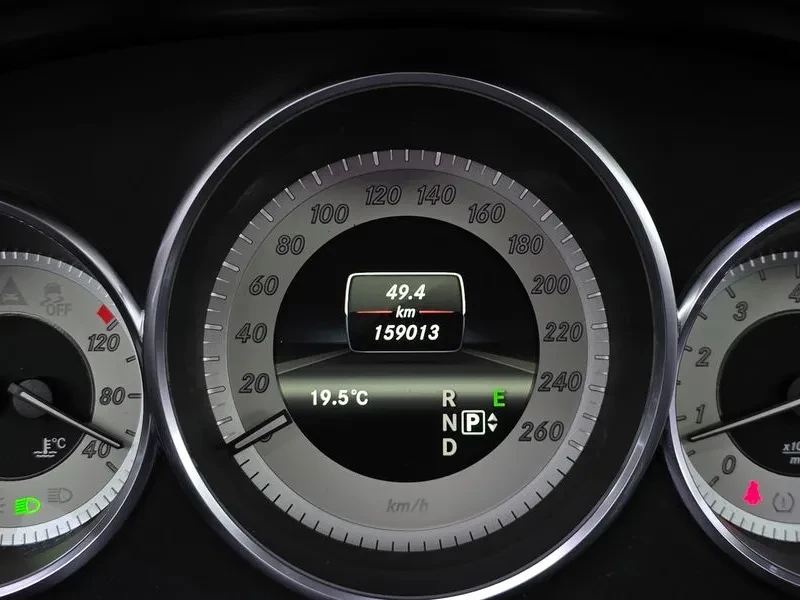 Mercedes-Benz CLS 350, снимка 8 - Автомобили и джипове - 55007814