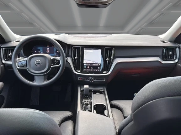 Volvo V60 B4 = Plus Dark = Гаранция, снимка 11 - Автомобили и джипове - 55089781