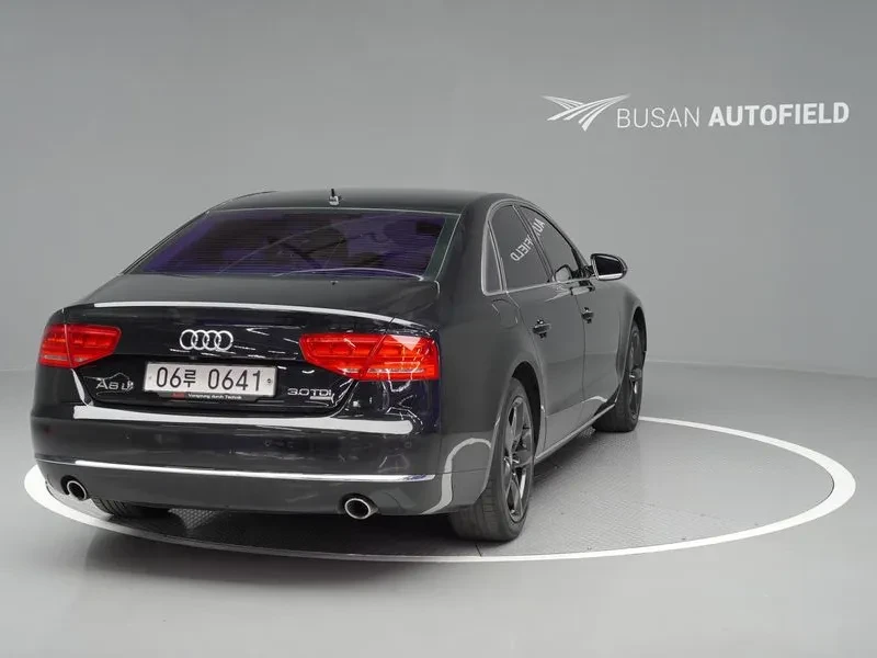 Audi A8 3.0 TDI Quattro, снимка 12 - Автомобили и джипове - 55096381