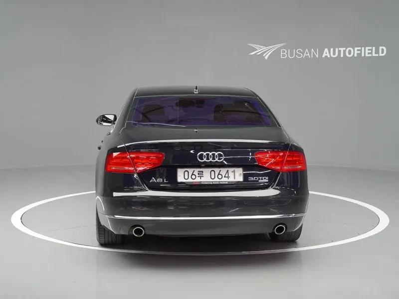 Audi A8 3.0 TDI Quattro, снимка 10 - Автомобили и джипове - 55096381