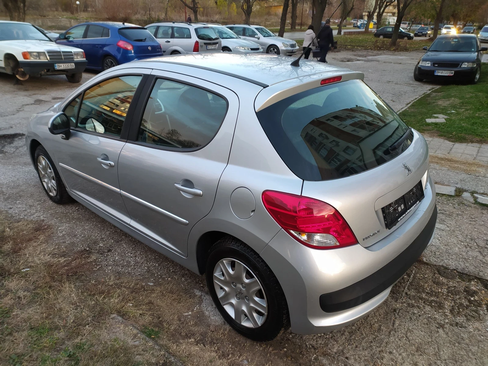 Peugeot 207 FACELIFT 1.4 HDI - изображение 6