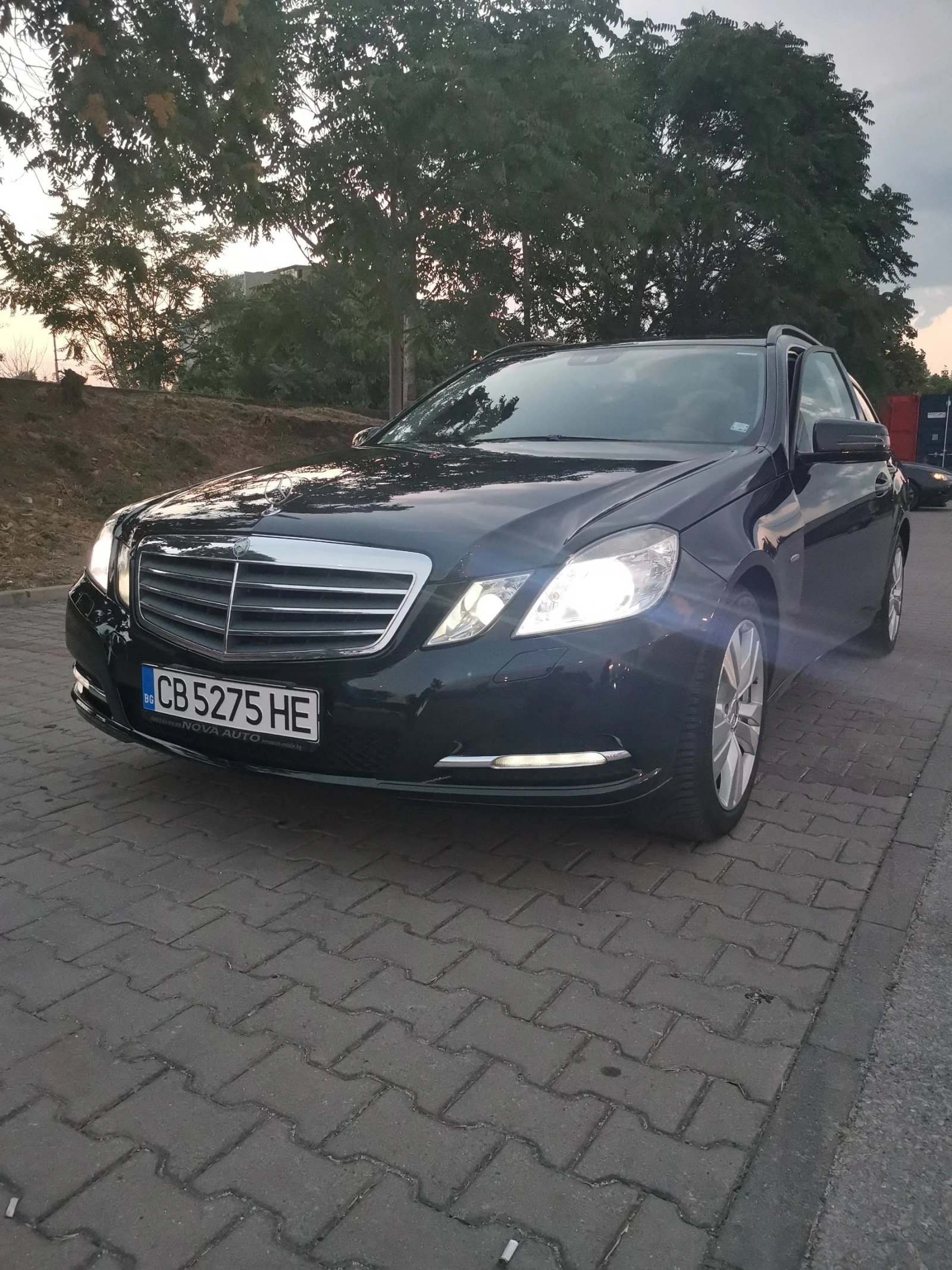 Mercedes-Benz E 250 НОВ ВНОС Е250 4matic - изображение 5