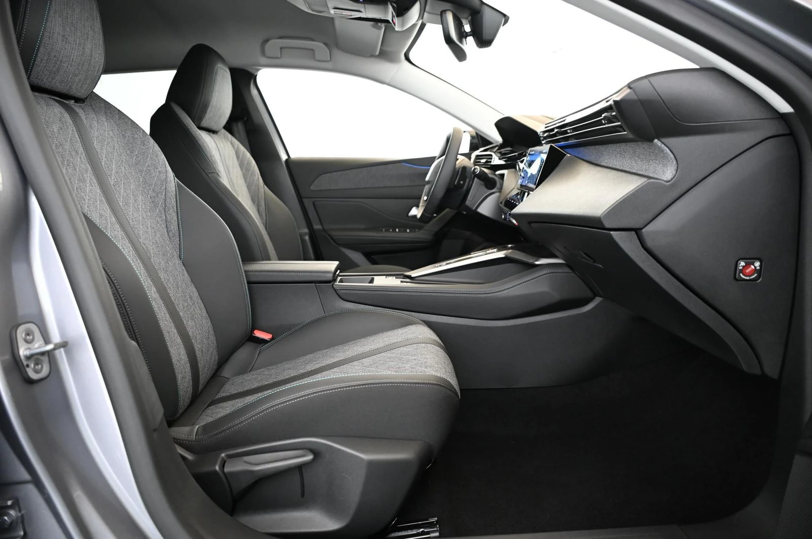 Peugeot 408 !1.6PHEV/180HP/ALLURE/CAM/NAVI/LED/AMBI/3D/950b | Mobile.bg   12