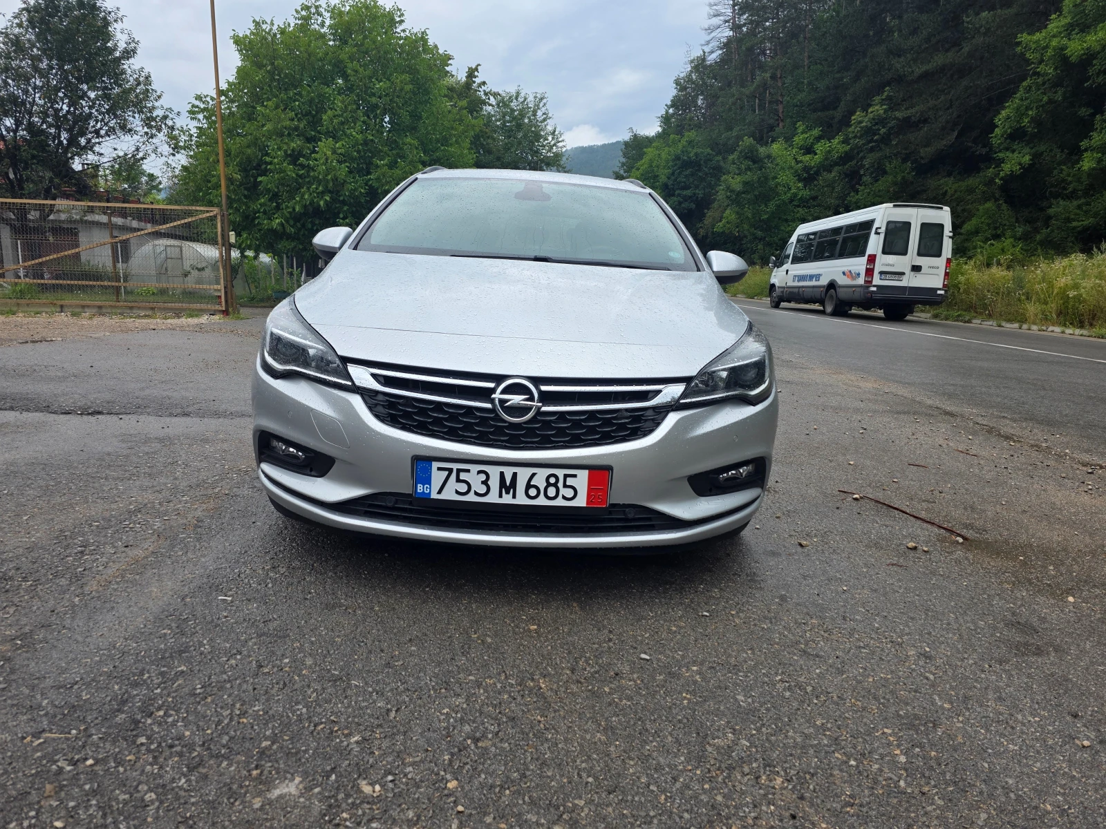 Opel Astra 1.6NAVI - изображение 2