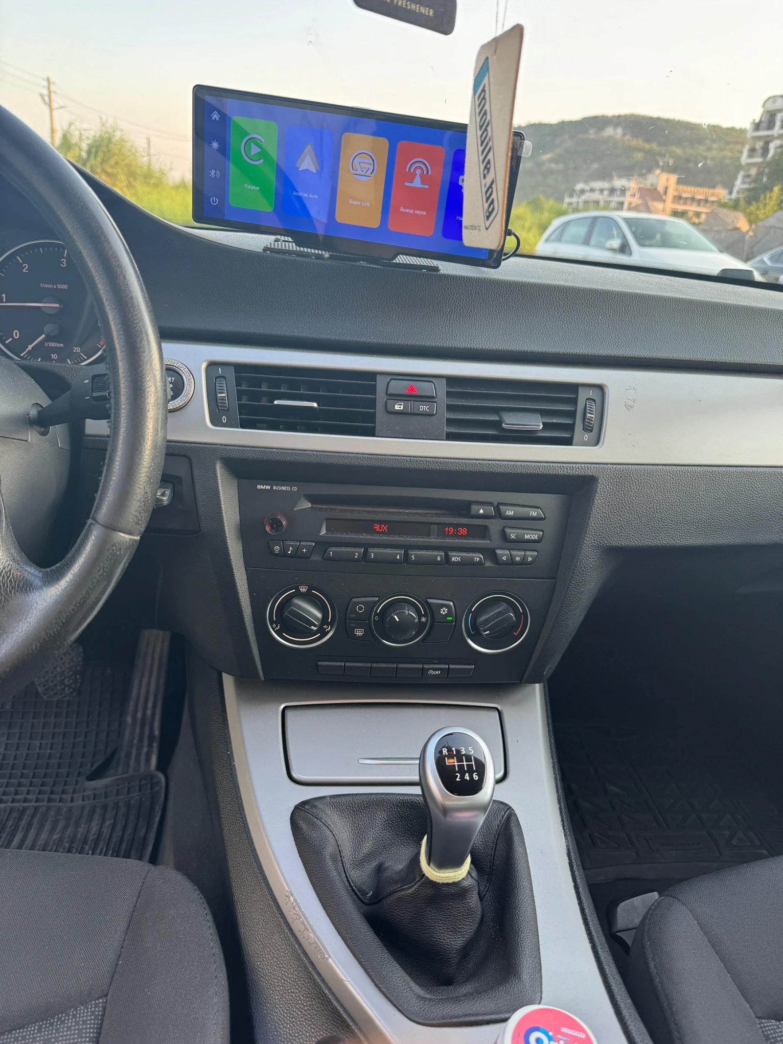 BMW 320  - изображение 7