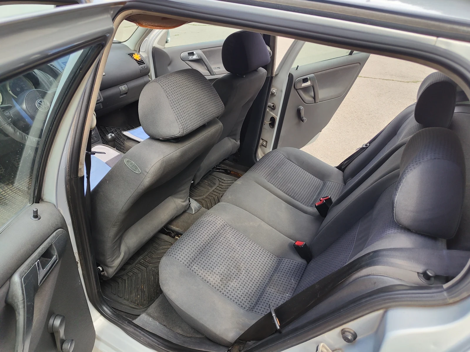 VW Polo 1.4 - изображение 5