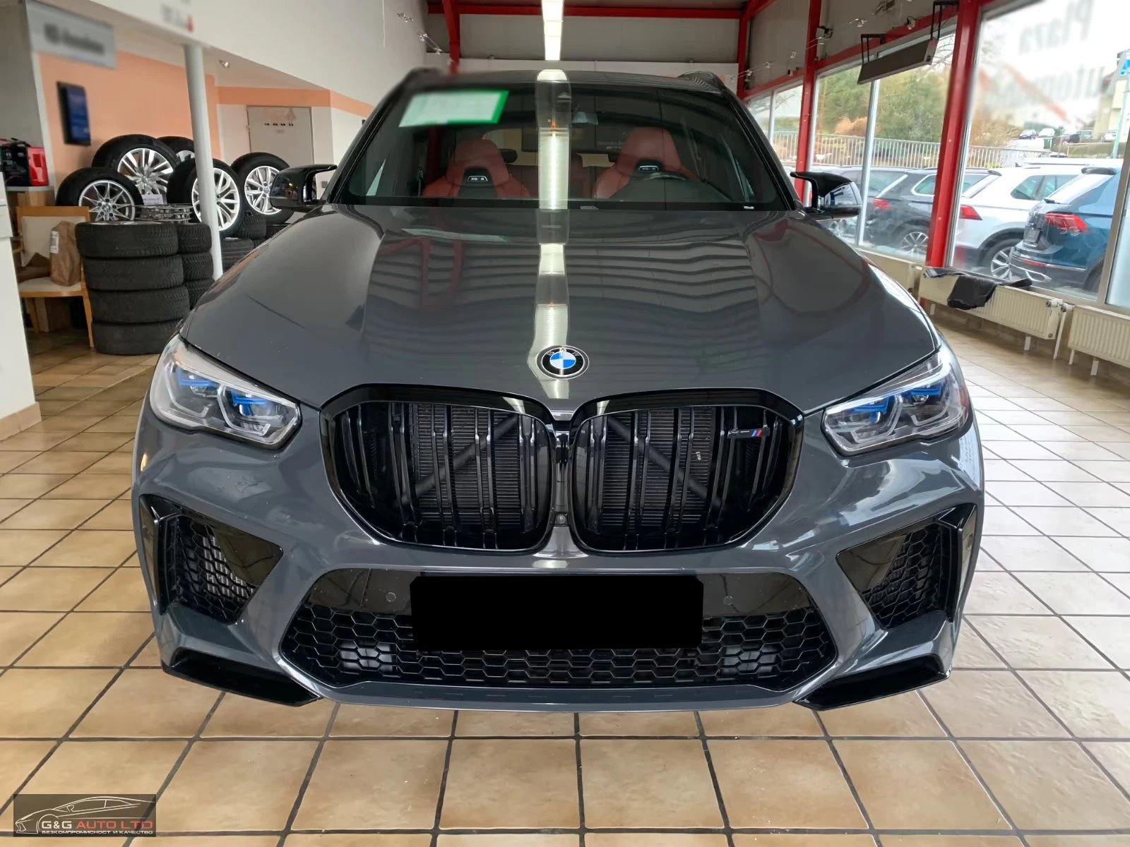 BMW X5M COMP./625HP/S.CLOSE/HUD/PANO/360/MEMO/KLESS/705f - изображение 2