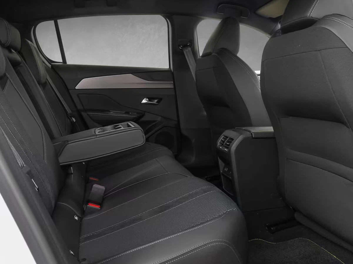 Peugeot 308 E-GT/156HP/CAM/NAVI/LED/KLESS/CPLAY/485g | Mobile.bg   11