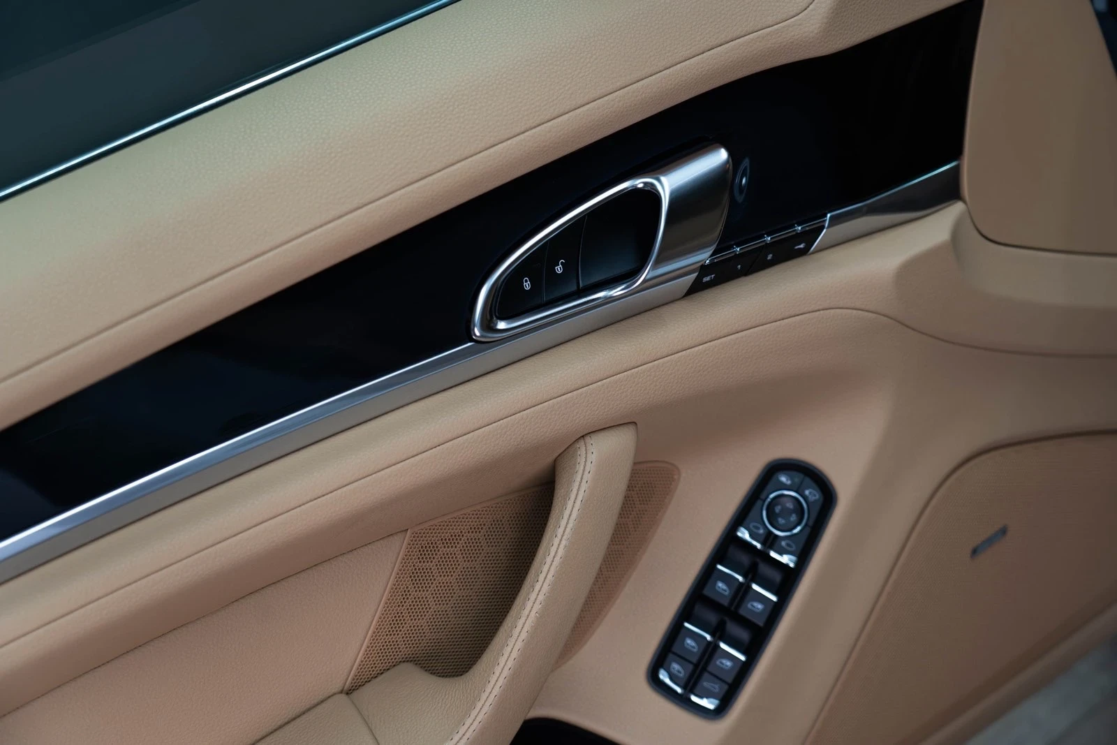 Porsche Panamera S E-Hybrid 86k km Facelift Air | Mobile.bg � ����������� 11