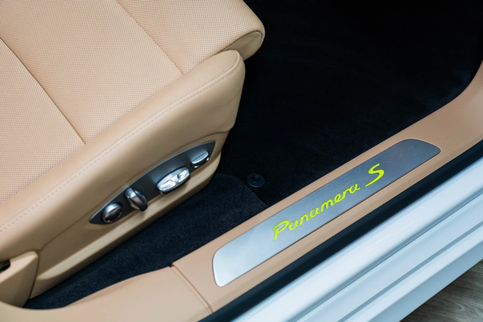 Porsche Panamera S E-Hybrid 86k km Facelift Air - изображение 8