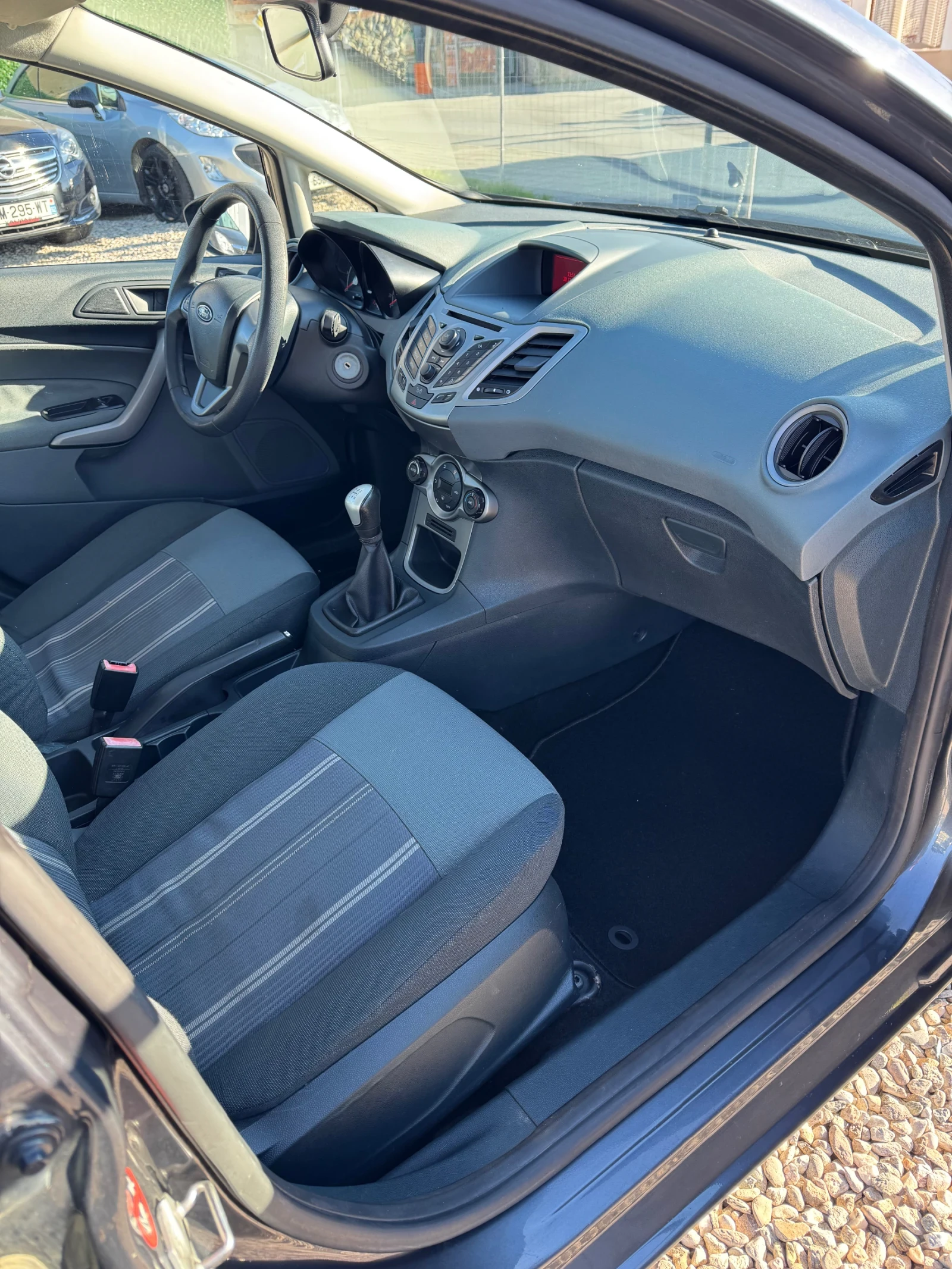 Ford Fiesta 1.4 TDCi - изображение 9