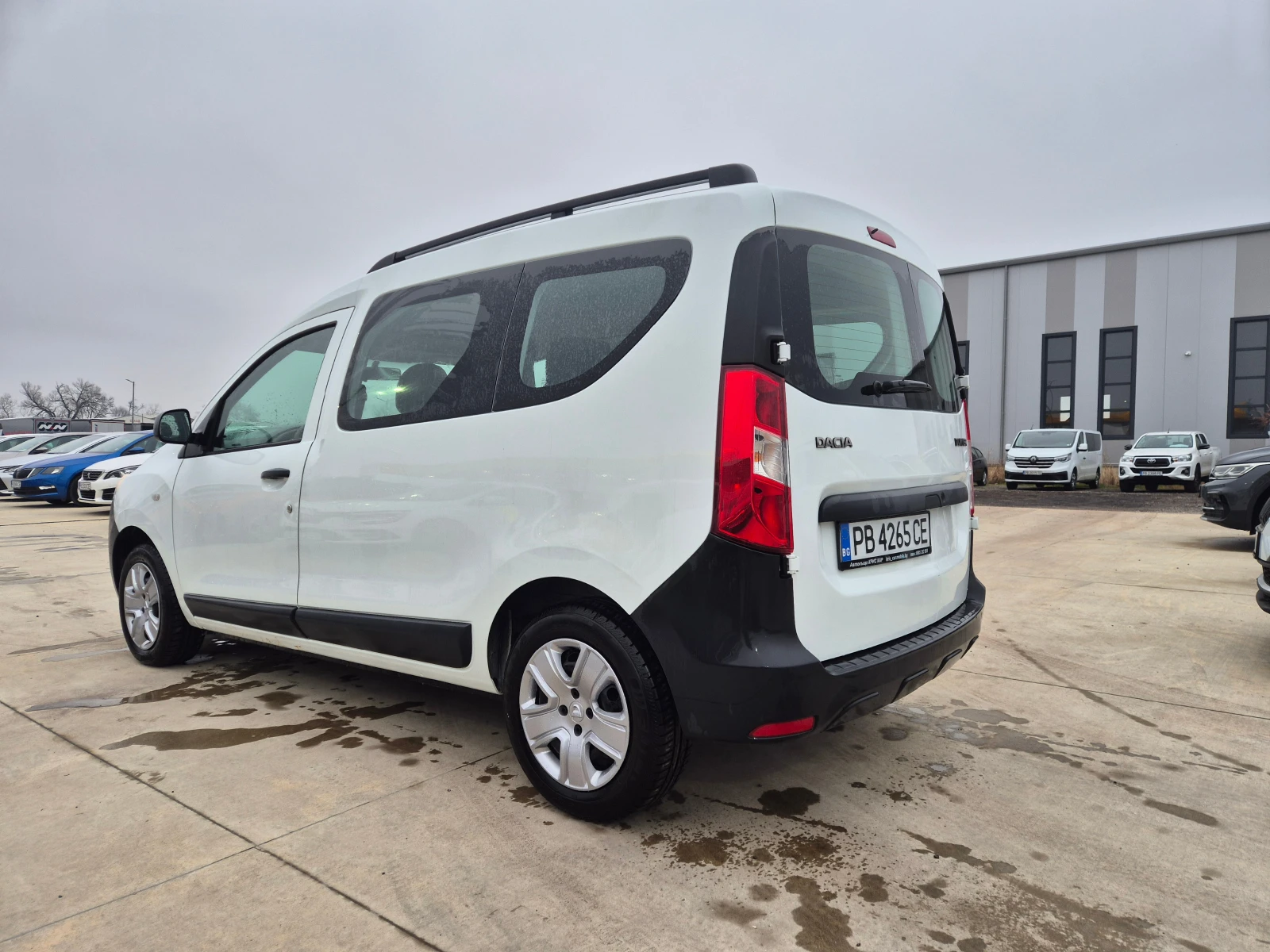 Dacia Dokker N1-M/T 1.5 DCI - изображение 3