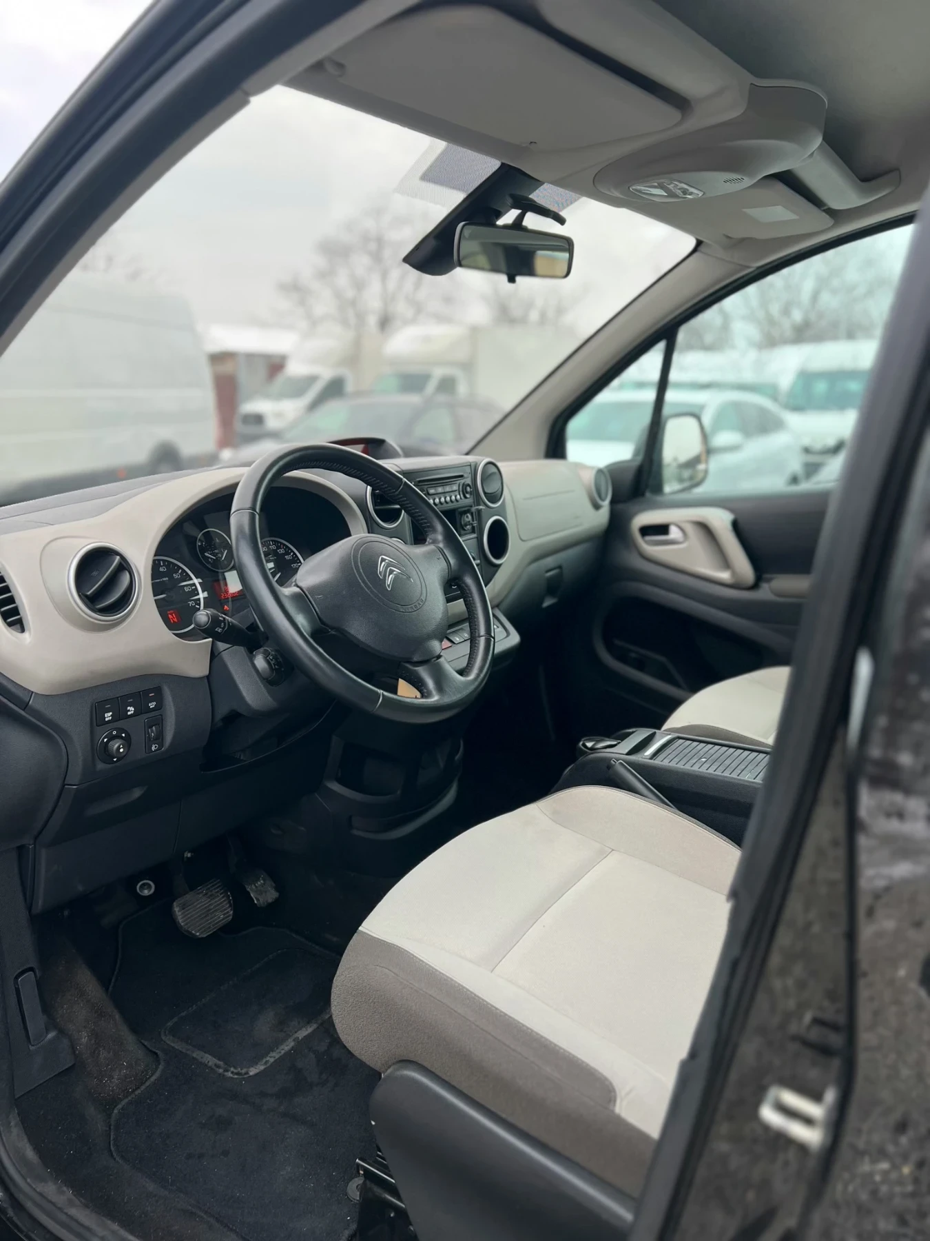 Citroen Berlingo Tendance 1.6HDI 92 - изображение 7