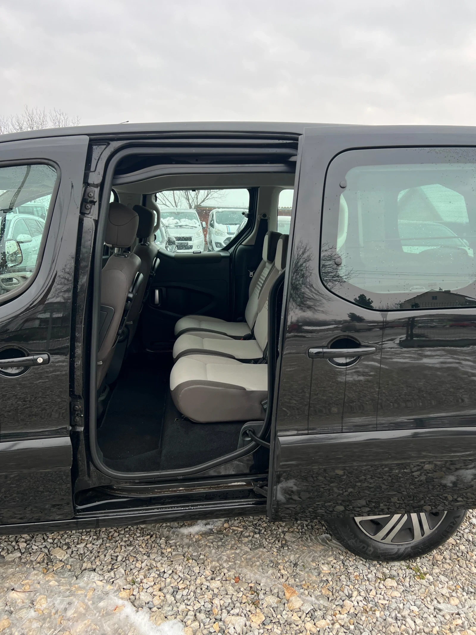 Citroen Berlingo Tendance 1.6HDI 92 - изображение 9