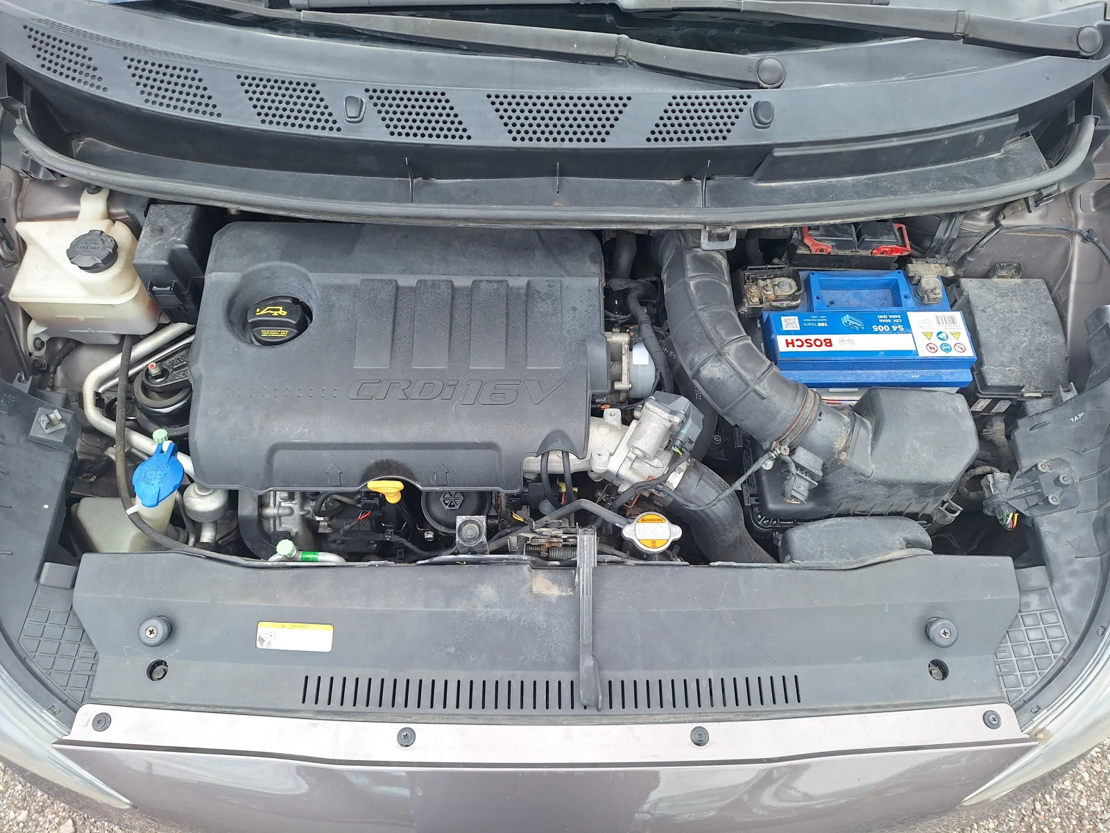 Hyundai Ix20 1.4crdi, снимка 16 - Автомобили и джипове - 54388271