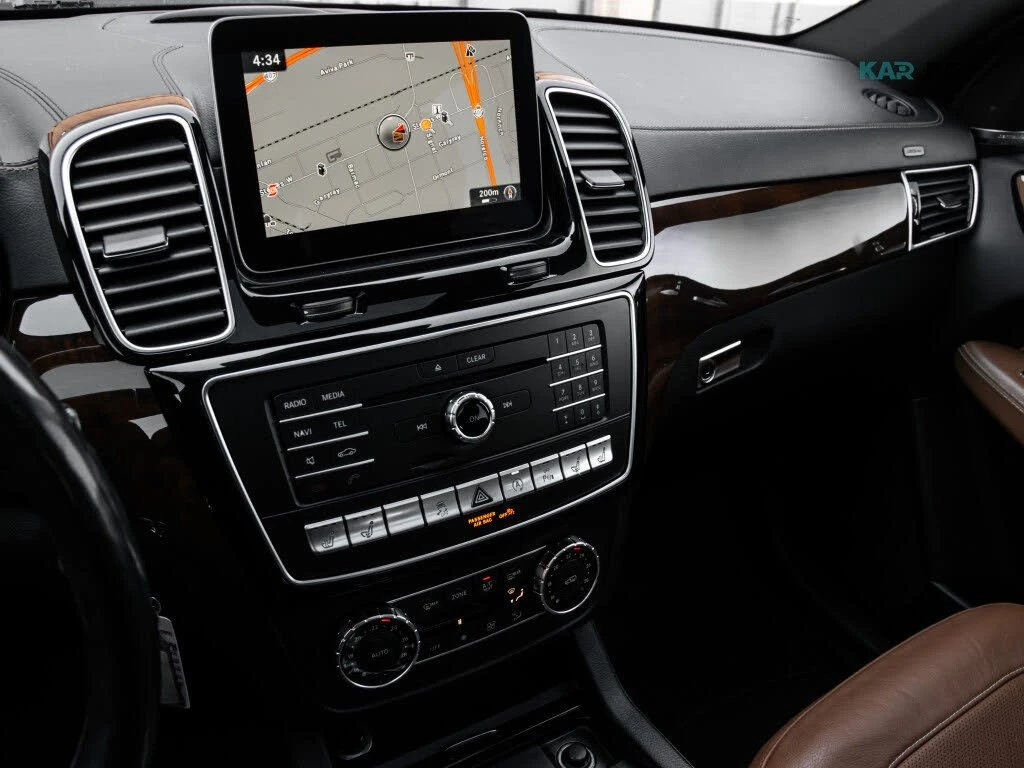 Mercedes-Benz GLS 450 BENZ* 4MATIC* * АвтоКредит* (ЦЕНА ДО БГ), снимка 15 - Автомобили и джипове - 54631880