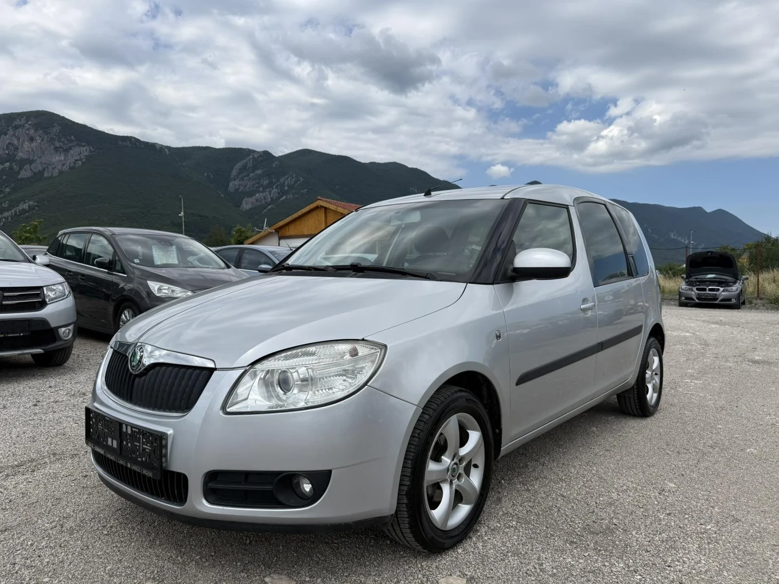 Skoda Roomster 1.2 I 94000 kм ЧИСТО НОВ, снимка 7 - Автомобили и джипове - 55159593