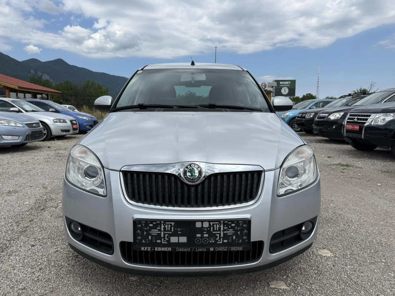 Skoda Roomster 1.2 I 94000 kм ЧИСТО НОВ, снимка 3 - Автомобили и джипове - 55159593