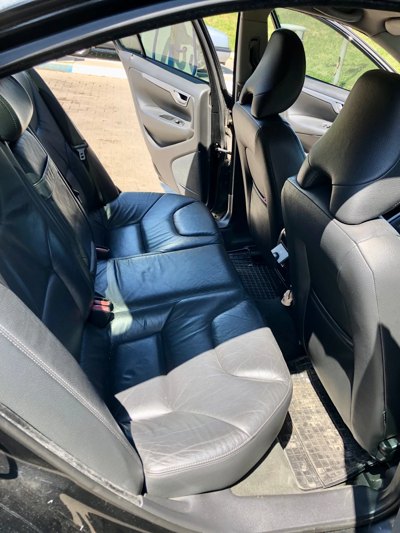 Volvo S60 2.4 D5, снимка 11 - Автомобили и джипове - 55873288