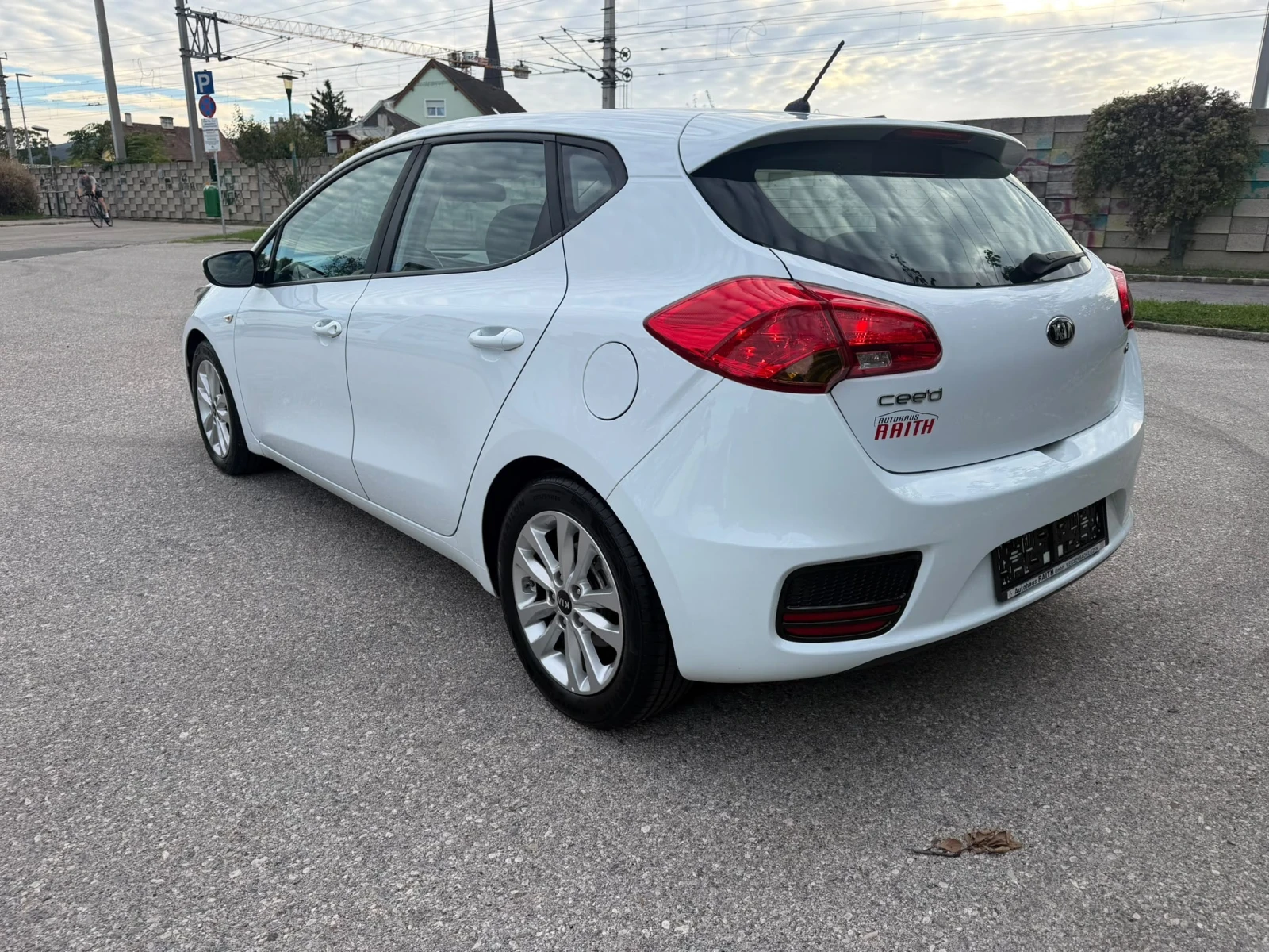 Kia Ceed 1.4 Diesel Очакван внос !!!, снимка 4 - Автомобили и джипове - 56229647