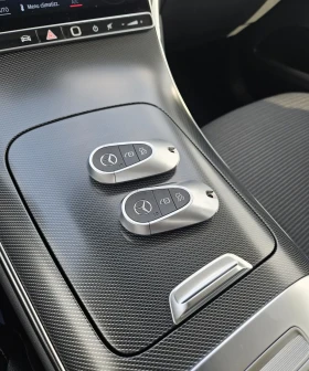 Mercedes-Benz GLC 220, снимка 13