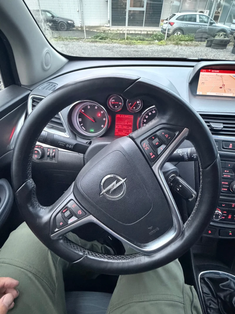 Opel Mokka 1.6Diz navi Cosmo 4x4, снимка 11 - Автомобили и джипове - 52310558