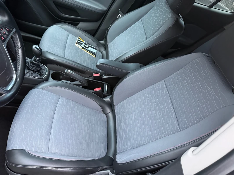 Opel Mokka 1.6Diz navi Cosmo 4x4, снимка 14 - Автомобили и джипове - 52310558