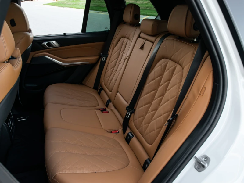 BMW X5 2023* M-PACK* МАСАЖ* ОБДУХ* SKY PANO* HEAD-UP* 360, снимка 17 - Автомобили и джипове - 52400963