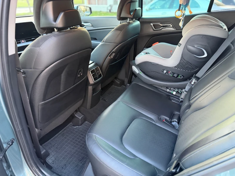 Kia Sportage 1.6 CRDi Mild Hybrid 4x4, снимка 9 - Автомобили и джипове - 52657263