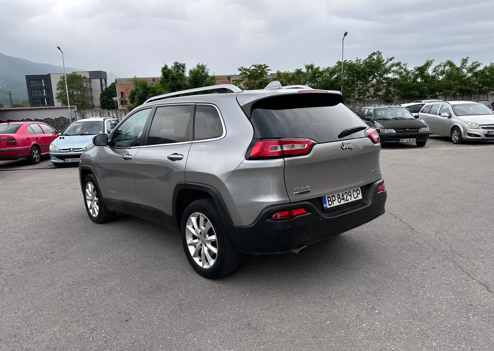 Jeep Cherokee 2.0M-JET - УНИКАТ - изображение 7