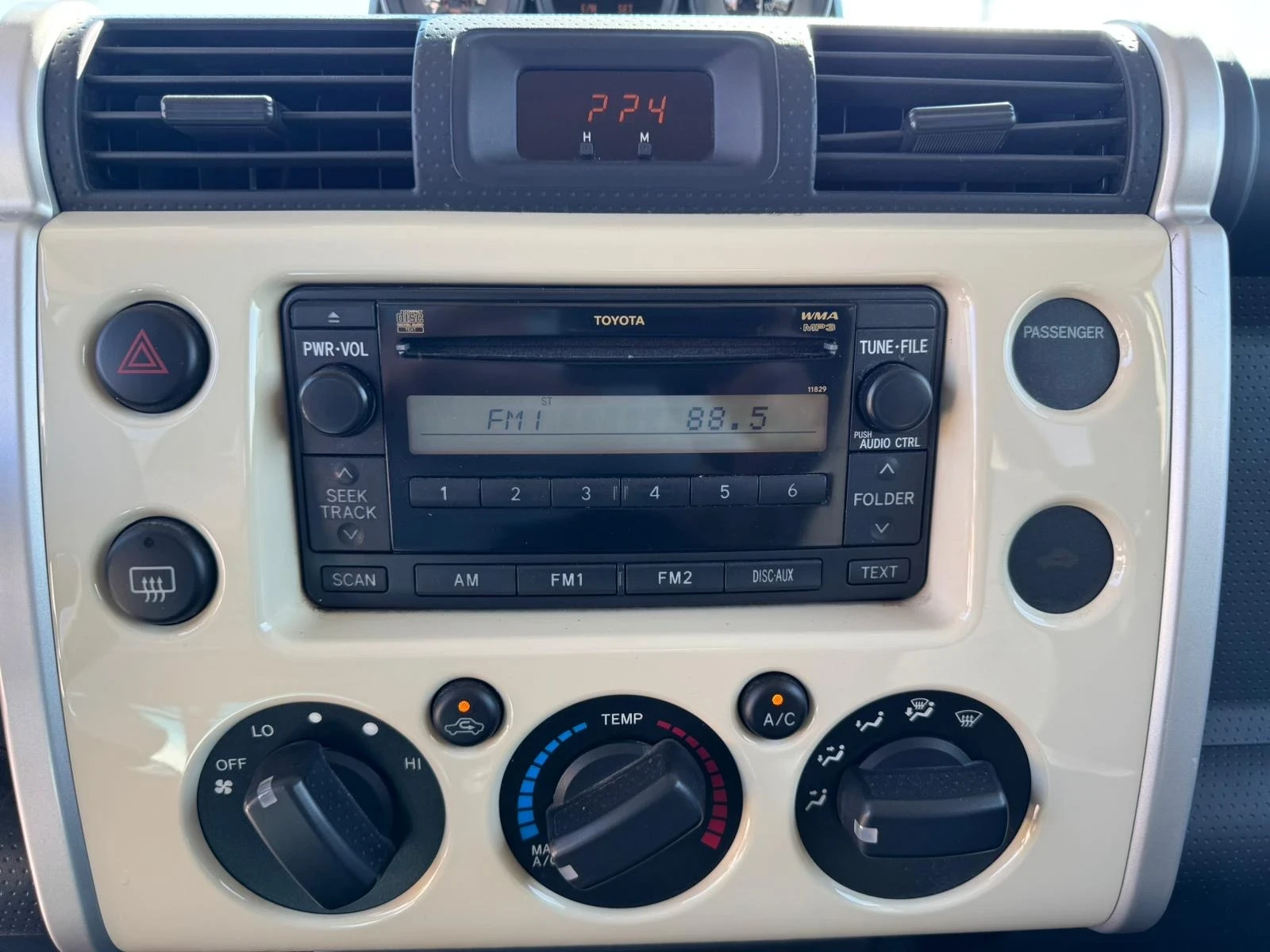 Toyota Fj cruiser 4.0 i 4WD/ / /     | Mobile.bg   11