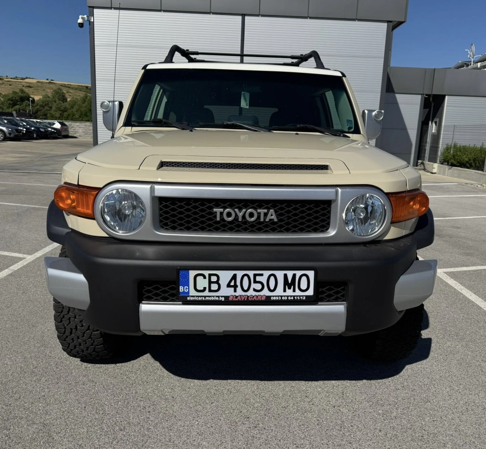 Toyota Fj cruiser 4.0 i 4WD/ АУТО/ ТЕГЛИЧ/ БЛОКАЖ НА ДИФЕРЕНЦИАЛА  - изображение 2